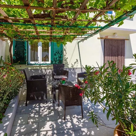 House Annie Tatil Evi