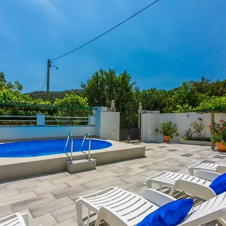 House Annie Tatil Evi *