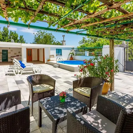 Tatil Evi House Annie Drivenik